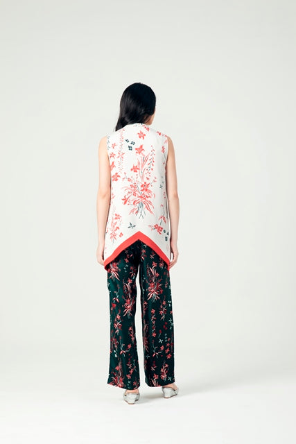 SHORT CAPE BUKETAN CREAM