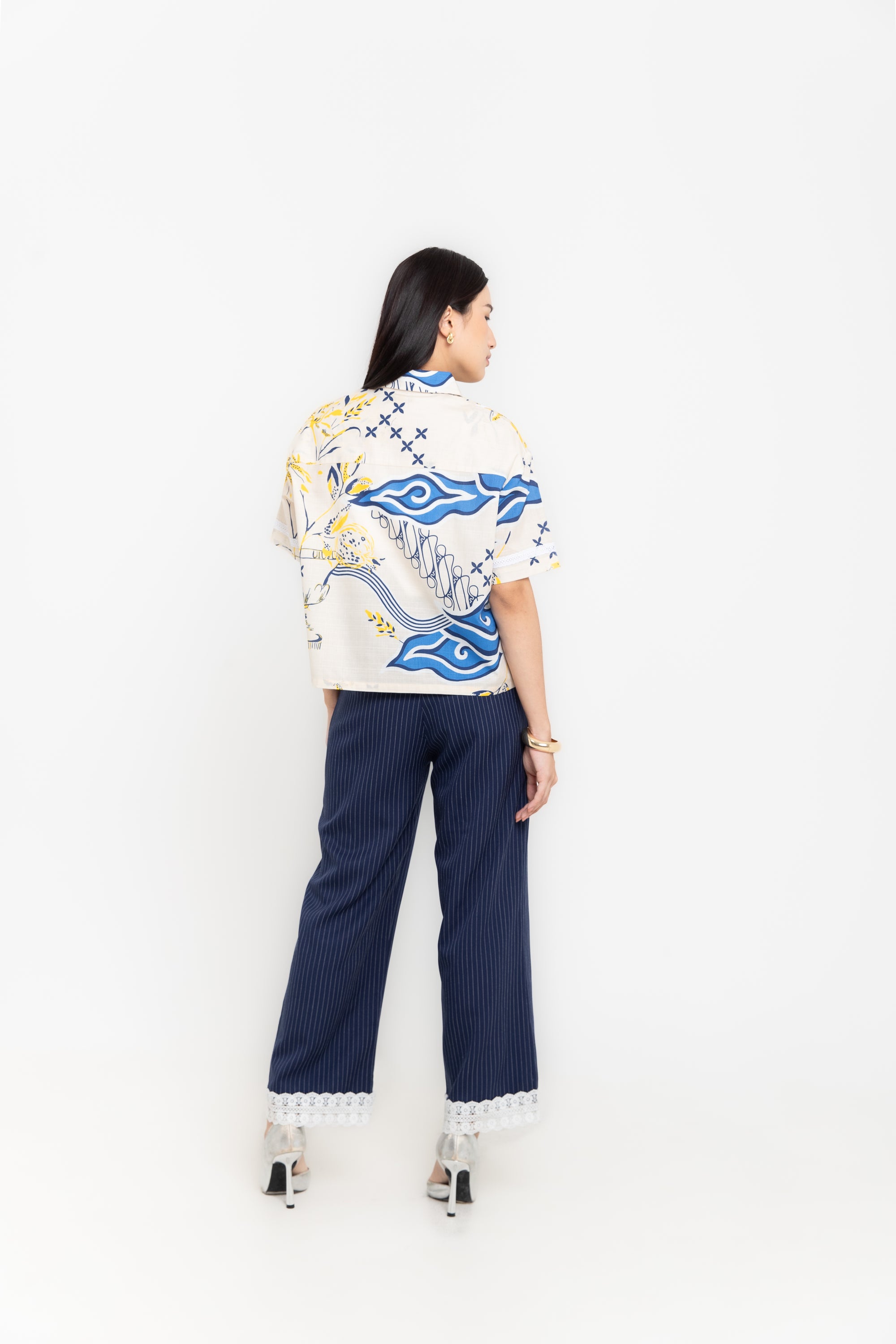 TARI SHIRT