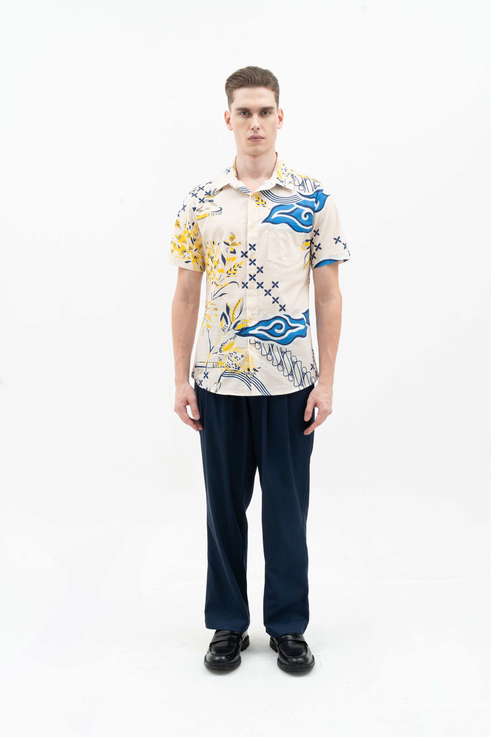 MEN SHIRT S/S SLIMFIT LANGIT RAWATES