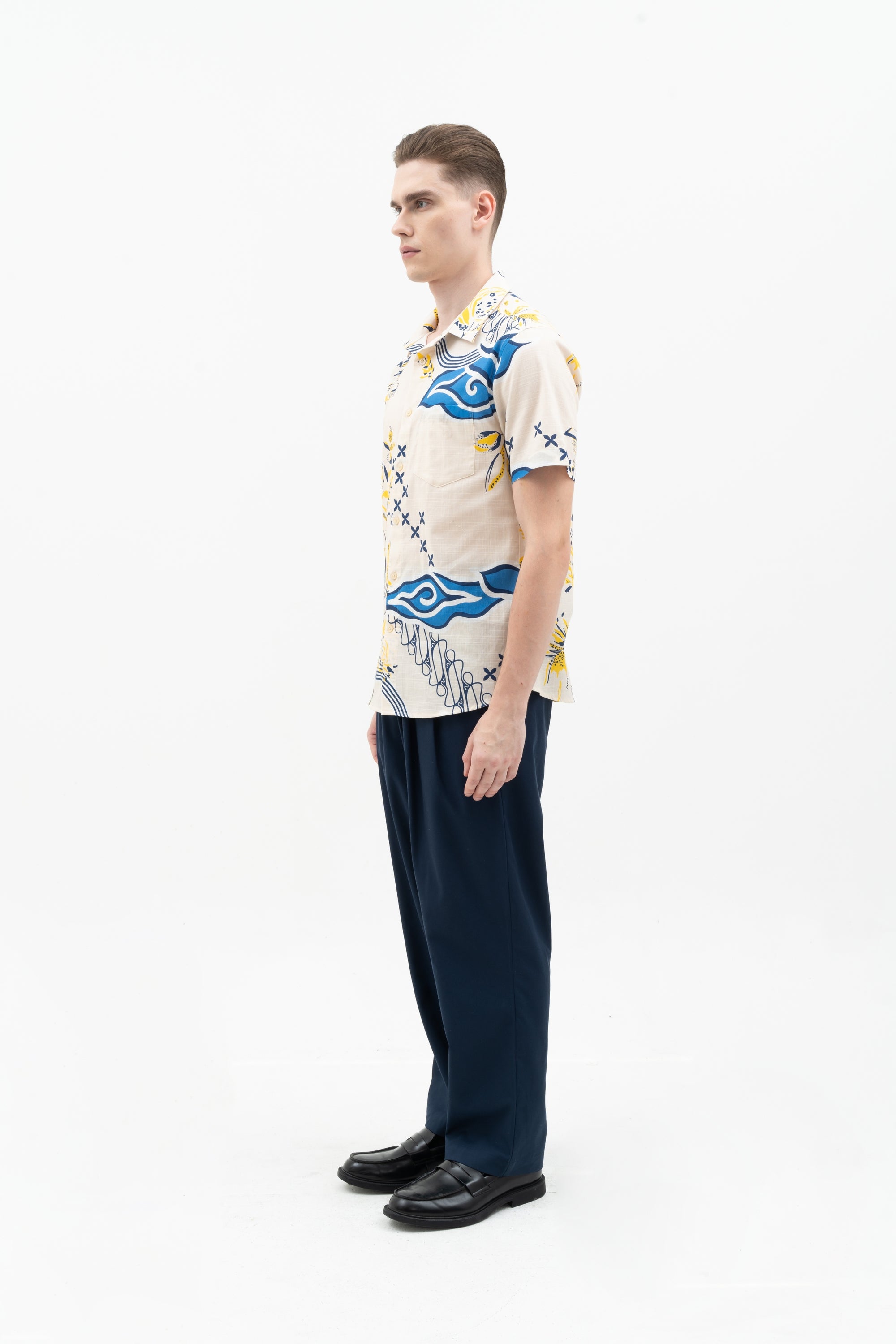 MEN SHIRT S/S SLIMFIT LANGIT RAWATES