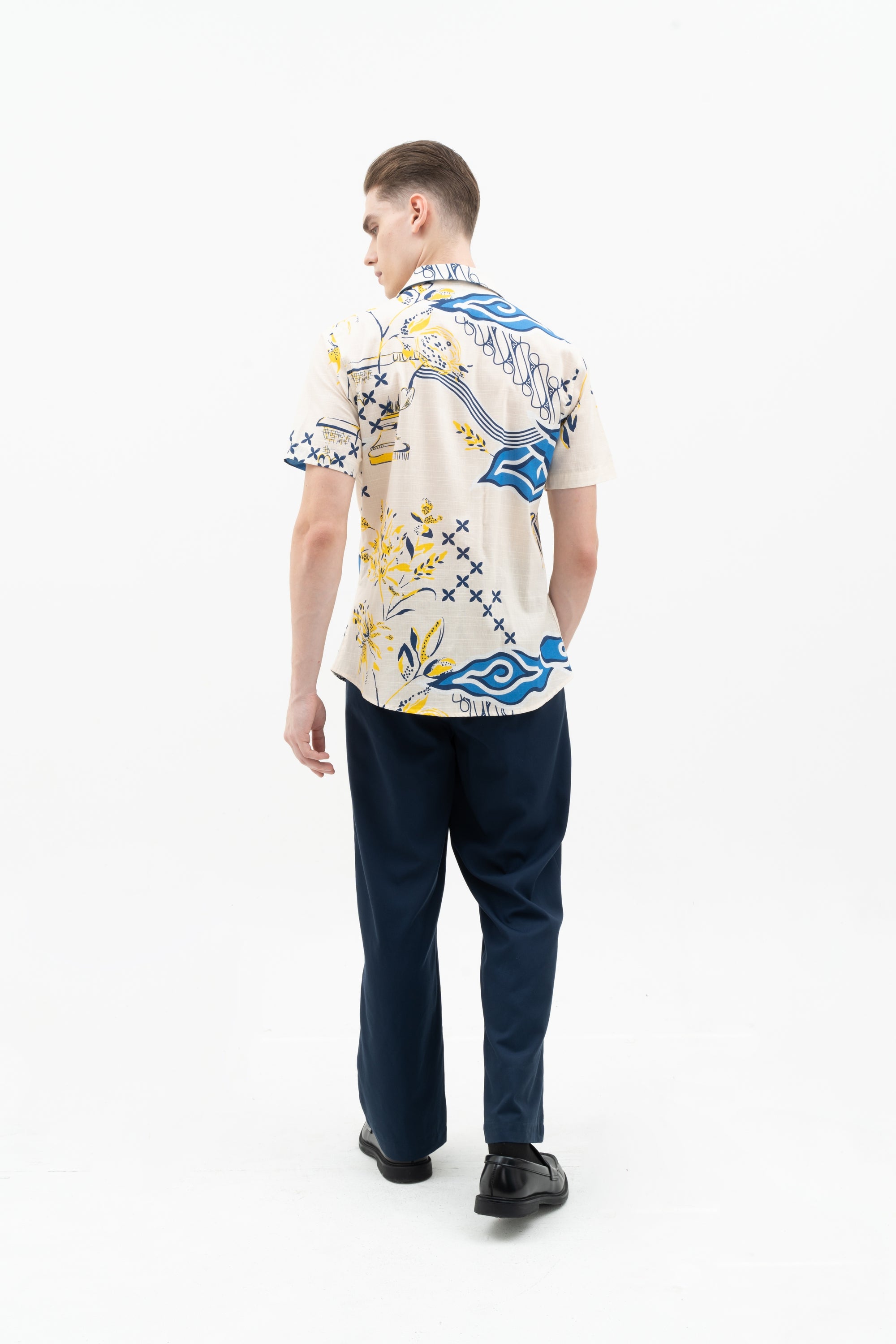 MEN SHIRT S/S SLIMFIT LANGIT RAWATES