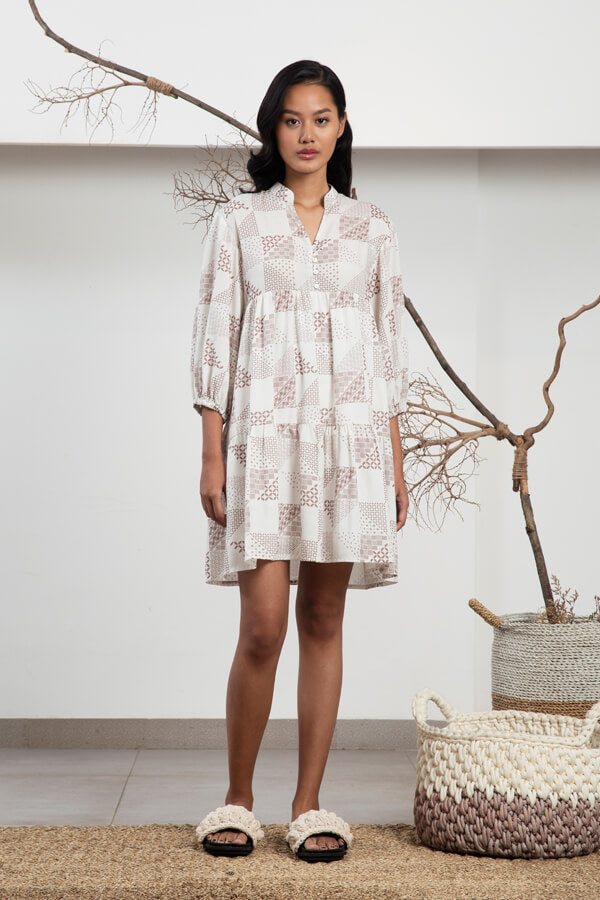 mica dress Rails Mica is cut from our signature georgette in this seasons sensual smudged lipstick print MICA DRESS - bateeq