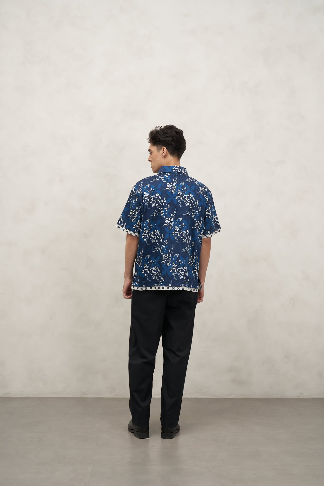 THEO SHIRT