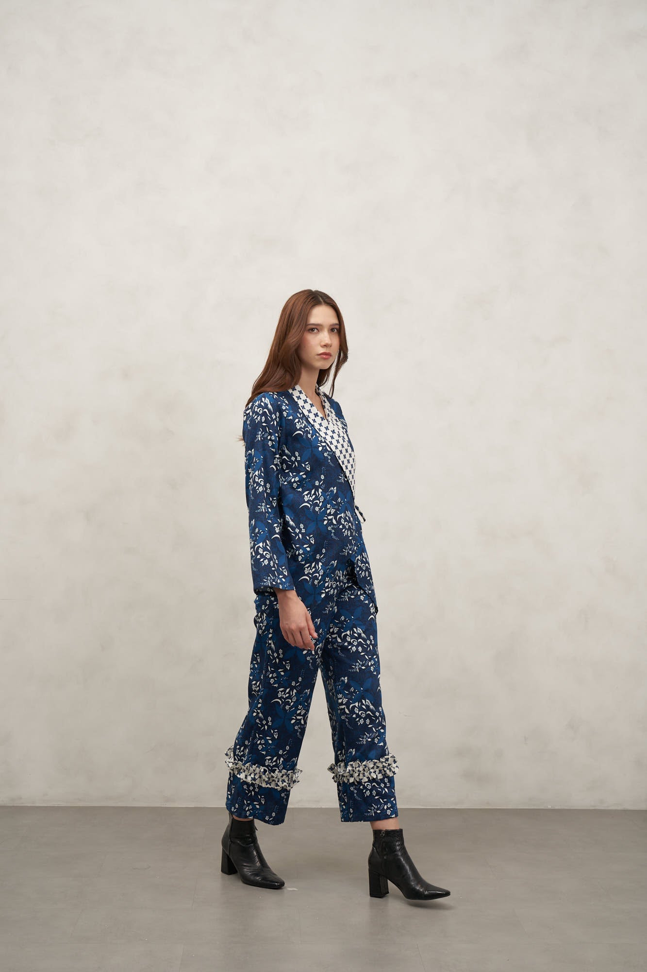 TINARI OUTER