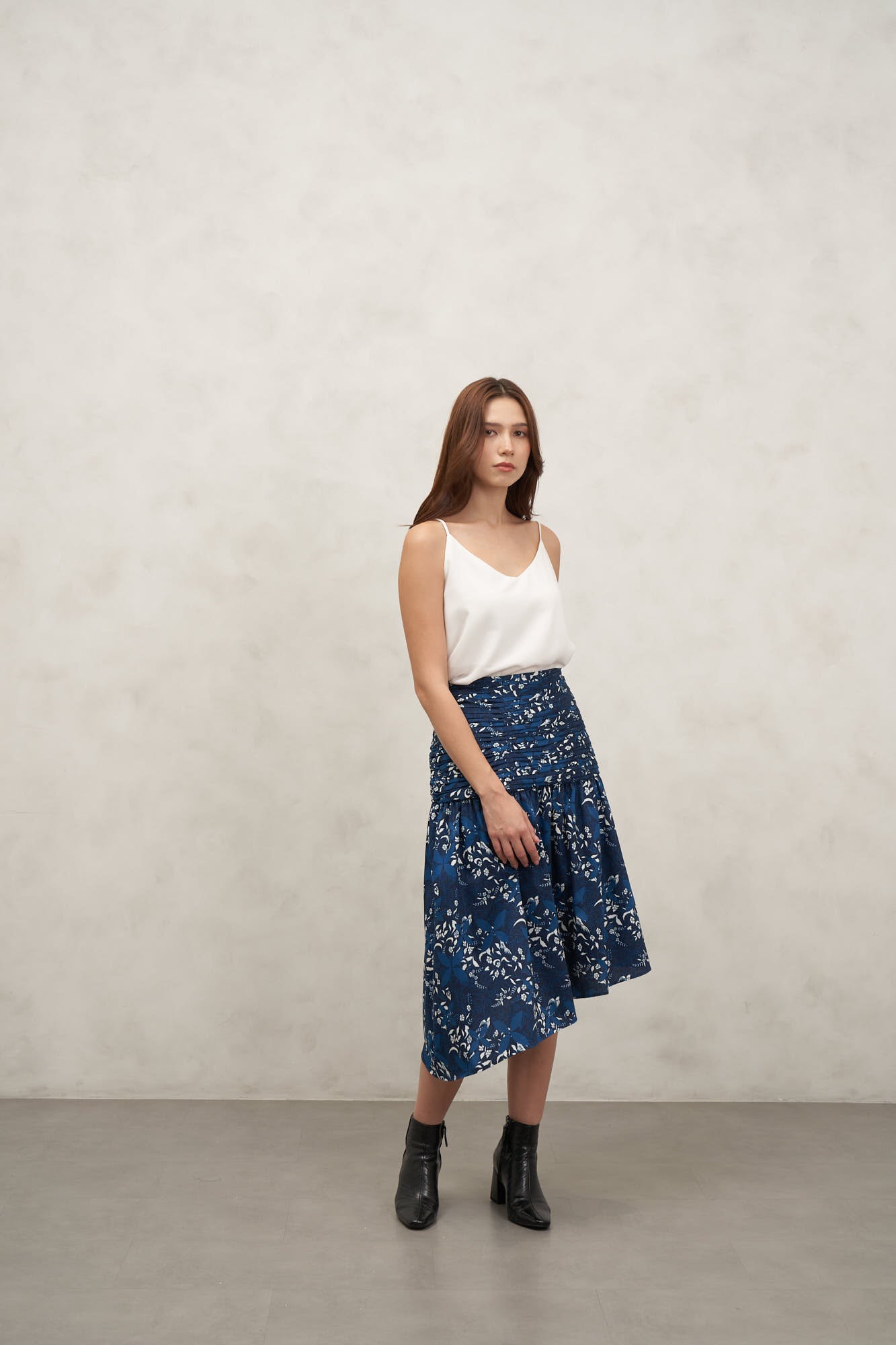 TINARI SKIRT NAVY/AMRITAYA-SS25