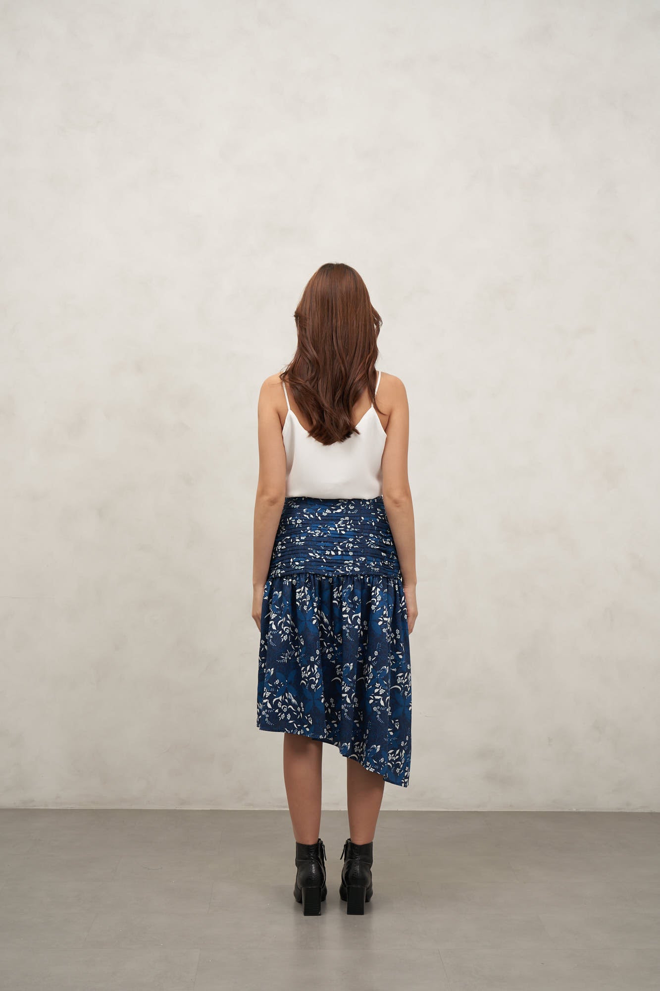 TINARI SKIRT NAVY/AMRITAYA-SS25