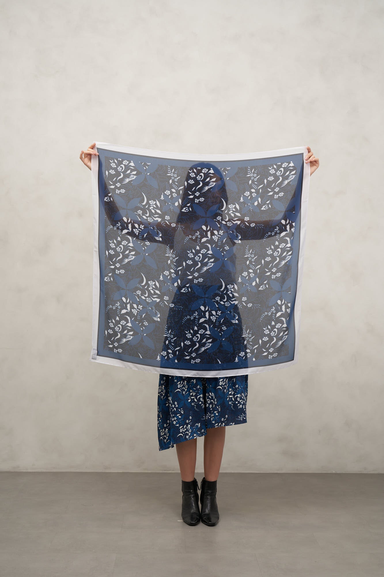 SCARF AMRITAYA